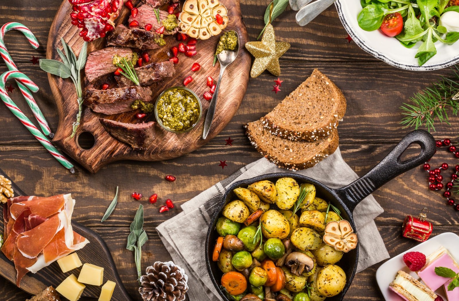 Christmas themed dinner table